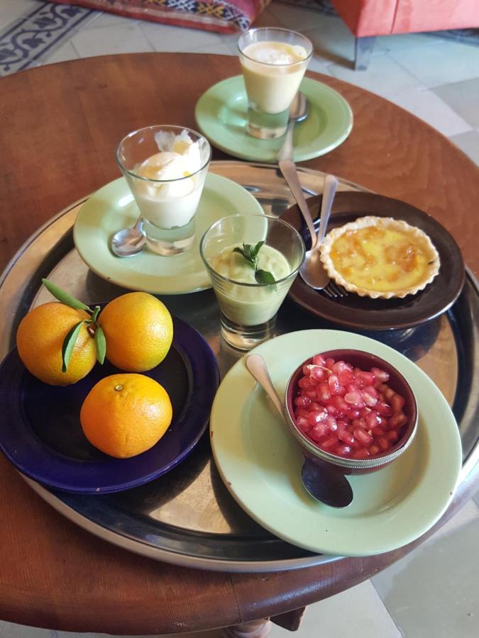 Jnane Tihihit Bed & Breakfast Лала Такеркуст Екстериор снимка